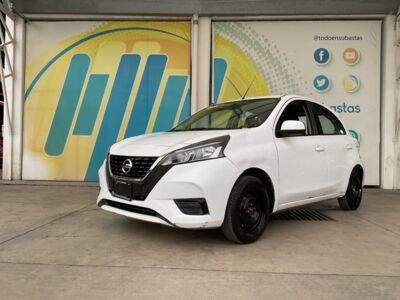 Nissan March 2021 5p Sense L4/1.6 Man