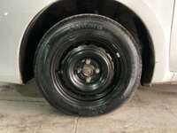 Nissan March 2021 5p Sense L4/1.6 Man 2021 Nissan March Venta Llantas 1
