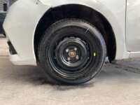 Nissan March 2021 5p Sense L4/1.6 Man 2021 Nissan March Venta Llantas 1