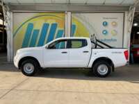 Nissan NP300 Frontier 2020 4p LE Diesel L4/2.5/T 4X4 Aut 2020 Nissan NP300 Frontier Venta Exteriores 8