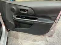 Toyota Prius 2018 5p C Híbrido L4/1.5 Aut 2018 Toyota Prius Venta Interiores 17