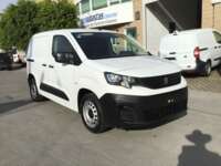Peugeot Partner 2021 5p L4/1.6/T Diesel Man 2021 Peugeot Partner Venta Exteriores 3