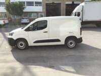 Peugeot Partner 2021 5p L4/1.6/T Diesel Man 2021 Peugeot Partner Venta Exteriores 8