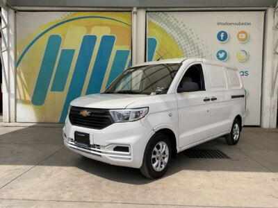 Chevrolet Tornado 2022 5p Van LS L4/1.5 Man