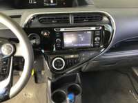Toyota Prius 2018 5p C Híbrido L4/1.5 Aut 2018 Toyota Prius Venta Interiores 3
