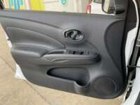 Nissan V-Drive 2022 4p L4/1.6 Man 2022 Nissan V-Drive Venta Interiores 16