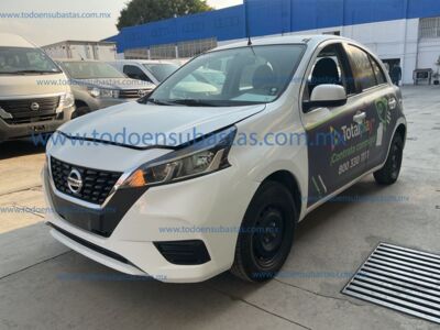 Nissan March 2021 5p Sense L4/1.6 Man