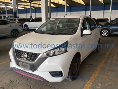 Nissan March 2021 5p Sense L4/1.6 Man