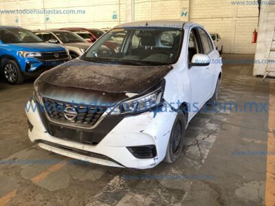 Nissan March 2021 5p Sense L4/1.6 Man