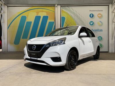 Nissan March 2021 5p Sense L4/1.6 Man