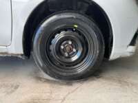 Nissan March 2021 5p Sense L4/1.6 Man 2021 Nissan March Venta Llantas 10