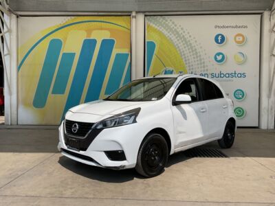 Nissan March 2021 5p Sense L4/1.6 Man