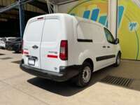 Peugeot Partner 2019 5p L4/1.6/T Diesel Man       2019 Peugeot Partner Venta Exteriores 5