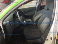 Nissan March 2021 5p Sense L4/1.6 Man 2021 Nissan March Ingreso Interiores 1
