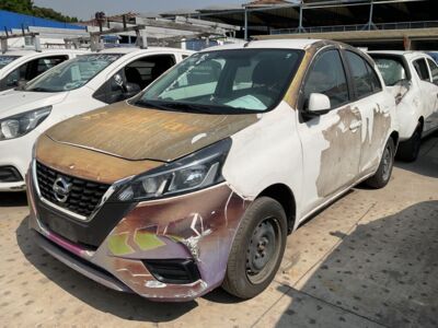 Nissan March 2021 5p Sense L4/1.6 Man