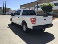 Ford F-150 2021 4p XL Crew Cab 4x2 V6/3.3 Aut  2021 Ford F-150 Venta Exteriores 7