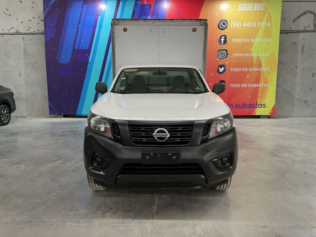 Nissan NP300 2020 Chasis Cabina Tm Dh Paq.  Seg. 6 Vel A/C 2020 Nissan NP300 Venta Exteriores 2