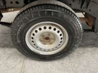 Nissan NP300 2020 Chasis Cabina Tm Dh Paq.  Seg. 6 Vel A/C 2020 Nissan NP300 Venta Llantas 4