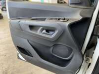 Peugeot Partner 2021 5p L4/1.6/T Diesel Man 2021 Peugeot Partner Venta Interiores 13