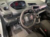 Peugeot Partner 2021 5p L4/1.6/T Diesel Man 2021 Peugeot Partner Venta Interiores 4