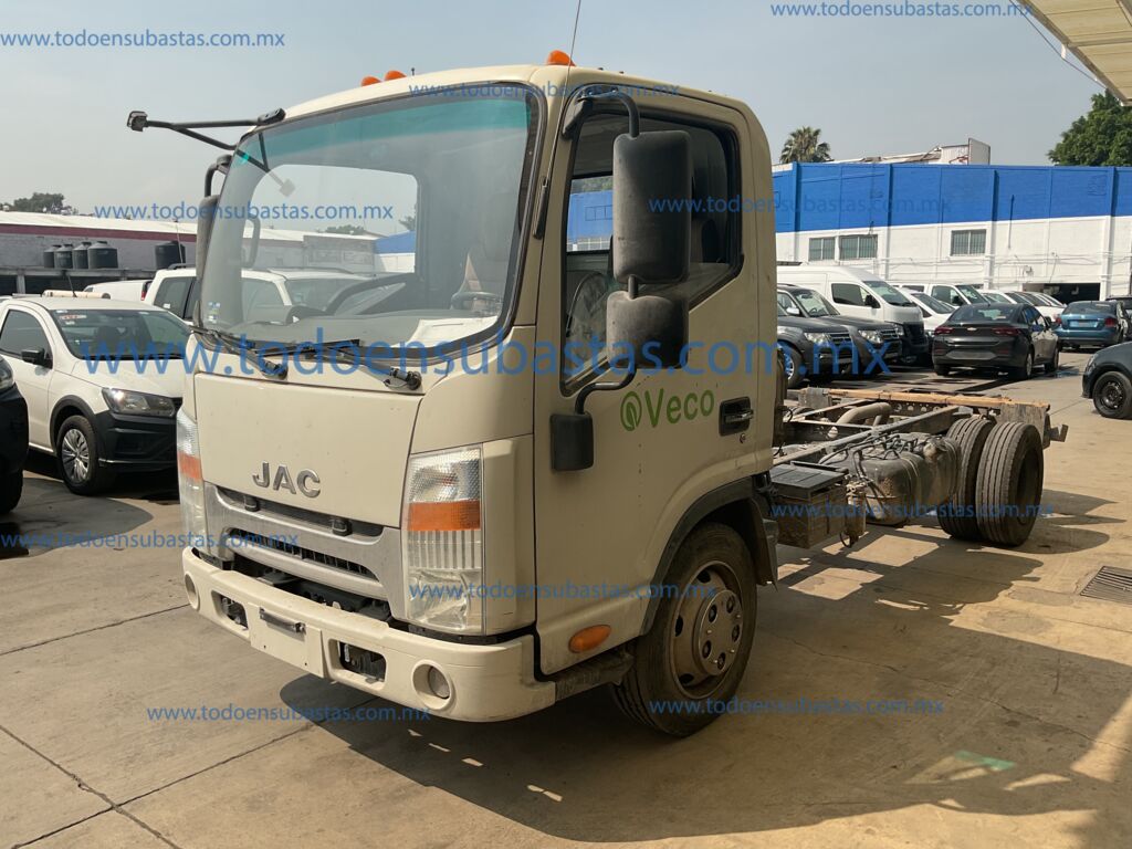 Jac X350 2023 2p L4/2.8/T Diesel Man IMG_1191