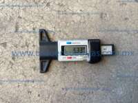 Nissan V-Drive 2024 4 pts Drive MT AC 1.6 IMG_4461