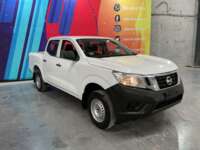 Nissan NP300 Doble Cabina 2020 4p SE L4/2.5 Man A/A Paq. Seg 2020 Nissan NP300 Frontier Venta Exteriores 3