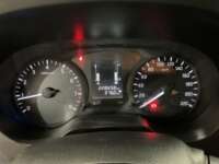 Nissan NP300 Doble Cabina 2020 4p SE L4/2.5 Man A/A Paq. Seg 2020 Nissan NP300 Frontier Venta Interiores 2