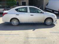 Nissan Versa 2018 4p Drive L4/1.6 Man 2018 Nissan Versa Ingreso Exteriores 4