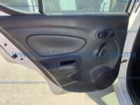 Nissan Versa 2018 4p Drive L4/1.6 Man 2018 Nissan Versa Ingreso Interiores 12