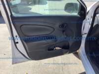 Nissan Versa 2018 4p Drive L4/1.6 Man 2018 Nissan Versa Ingreso Interiores 9