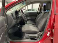Nissan Versa 2019 4p Drive L4/1.6 Man 2019 Nissan Versa Venta Interiores 12