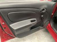 Nissan Versa 2019 4p Drive L4/1.6 Man 2019 Nissan Versa Venta Interiores 11