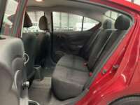 Nissan Versa 2019 4p Drive L4/1.6 Man 2019 Nissan Versa Venta Interiores 14