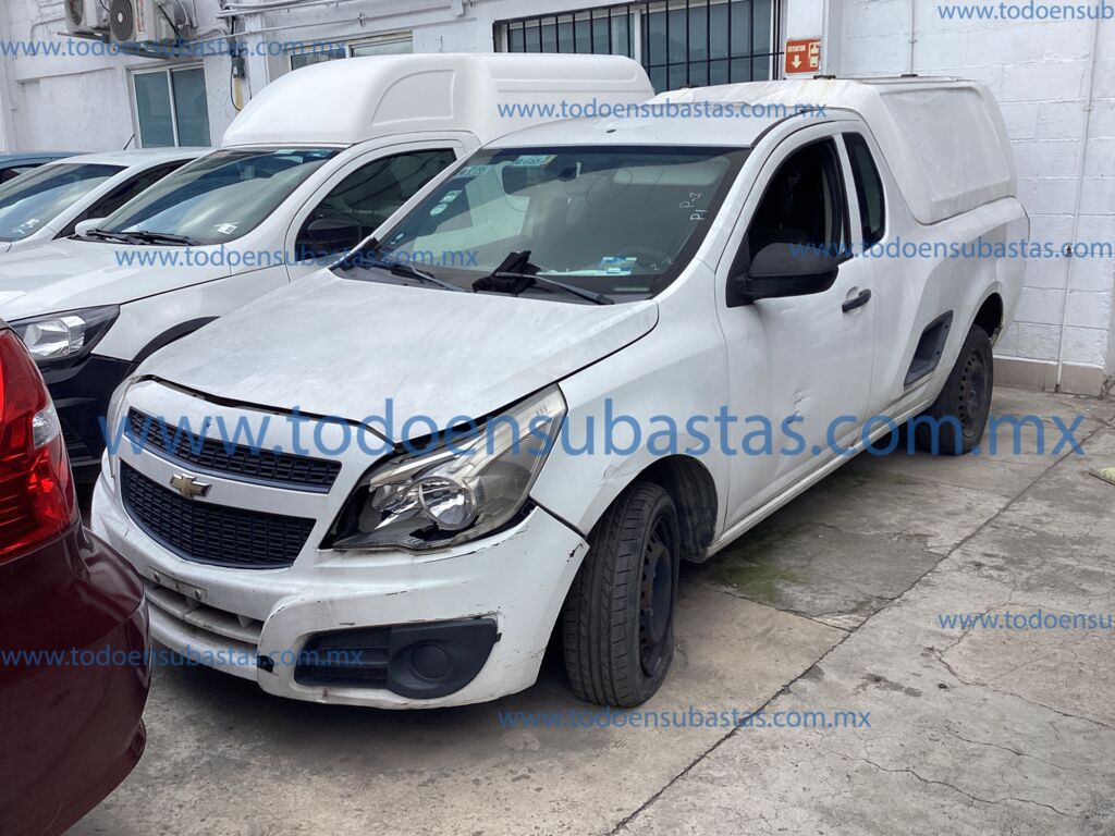 Chevrolet Tornado 2018 2p LS L4/1.8 Man IMG_6376