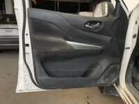Nissan NP300 Frontier 2021 4p Platinum LE Diesel L4/2.5/T 4X4 Aut 2021 Nissan NP300 Frontier Venta Interiores 18