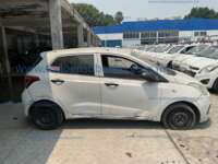 Hyundai Grand i10 2015  2015 Hyundai Grand i10 Ingreso Exteriores 3