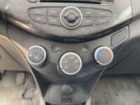 Chevrolet Spark 2014 5p LT L4/1.2 Man 2014 Chevrolet Spark Venta Interiores 8