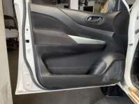 Nissan NP300 Frontier 2021 4p Diesel L4/2.5/T 4X4 Man Línea Nueva 2021 Nissan NP300 Frontier Venta Interiores 15