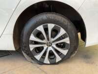 Toyota Prius 2021 5p Base Hibrido L4/1.8 Aut 2021 Toyota Prius Venta Llantas 4