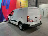 Peugeot Partner 2019 5p L4/1.6/T Diesel Man       2019 Peugeot Partner Venta Exteriores 5