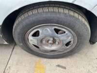 Chevrolet Spark 2015  2015 Chevrolet Spark Venta Llantas 1