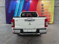 Mitsubishi L200 2022 4p GLX Doble L4/2.4/T Diesel Man 4x4 2022 Mitsubishi L200 Venta Exteriores 6