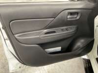 Mitsubishi L200 2022 4p GLX Doble L4/2.4/T Diesel Man 4x4 2022 Mitsubishi L200 Venta Interiores 13