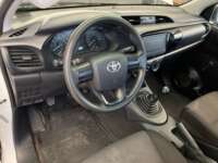 Toyota Hilux 2020 2p Cabina Sencilla L4/2.7 Man 2020 Toyota Hilux Venta Interiores 4