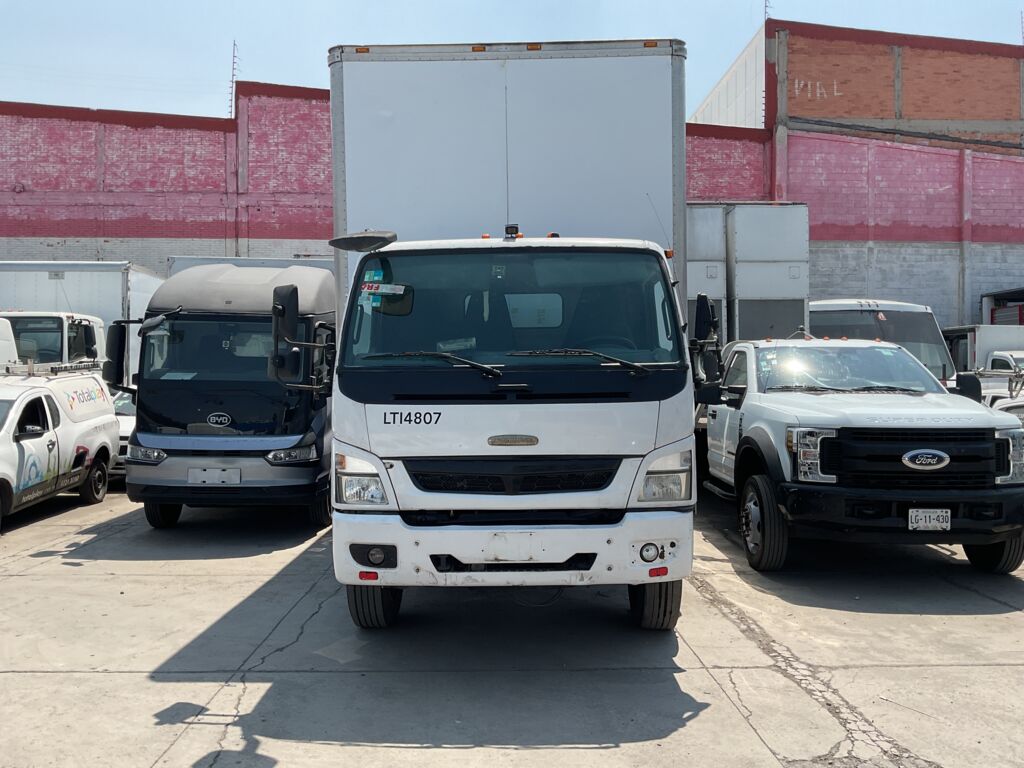 Freightliner FL360 2021  2021 Freightliner FL360 Venta Exteriores 2