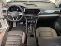 Volkswagen Taos 2024 5p Highline L4/1.4/T Tiptronic 2024 Volkswagen Taos Venta Interiores 4