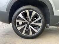 Volkswagen Taos 2024 5p Highline L4/1.4/T Tiptronic 2024 Volkswagen Taos Venta Llantas 7