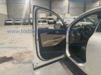 Kia Sorento 2016 5p EX Pack V6/3.3 Aut Navi IMG_5875