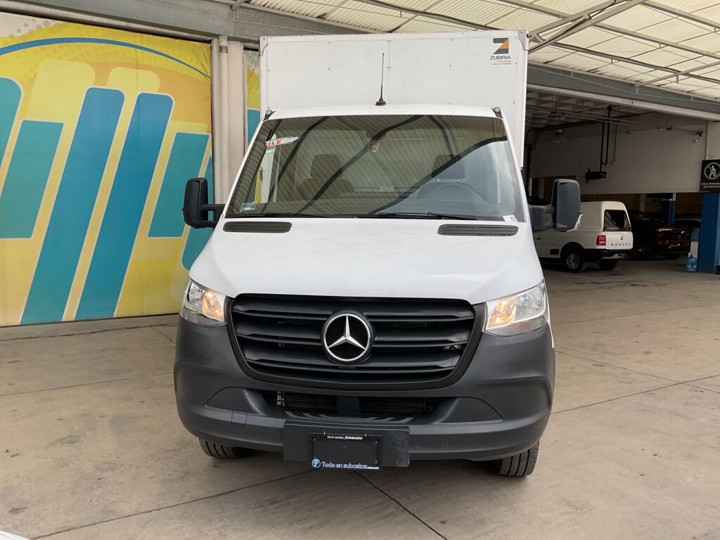 Mercedes-Benz Sprinter Chasis Cabina 2023 2p Chasis Cabina 517 Larga A/A L4/2.0/TDI Man 2023 Mercedes-Benz Sprinter Chasis Cabina Venta Exteriores 2